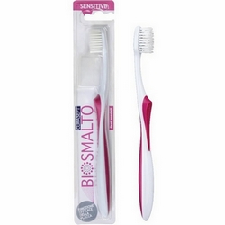 Curasept Biosmalto Sensitive Protection Toothbrush - Product page: https://www.farmamica.com/store/dettview_l2.php?id=10493