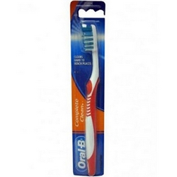 Oral-B Complete Clean 35 Soft - Product page: https://www.farmamica.com/store/dettview_l2.php?id=5520