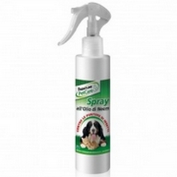 Frontline PetCare Spray Olio di Neem 200mL - Pagina prodotto: https://www.farmamica.com/store/dettview.php?id=9712