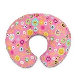 Chicco Boppy Wild Flowers Breastfeeding Pillow - Product page: https://www.farmamica.com/store/dettview_l2.php?id=9982